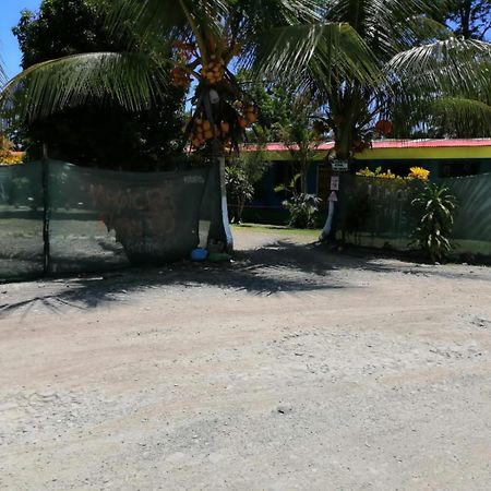Rooms Palmeras Cahuita Dış mekan fotoğraf