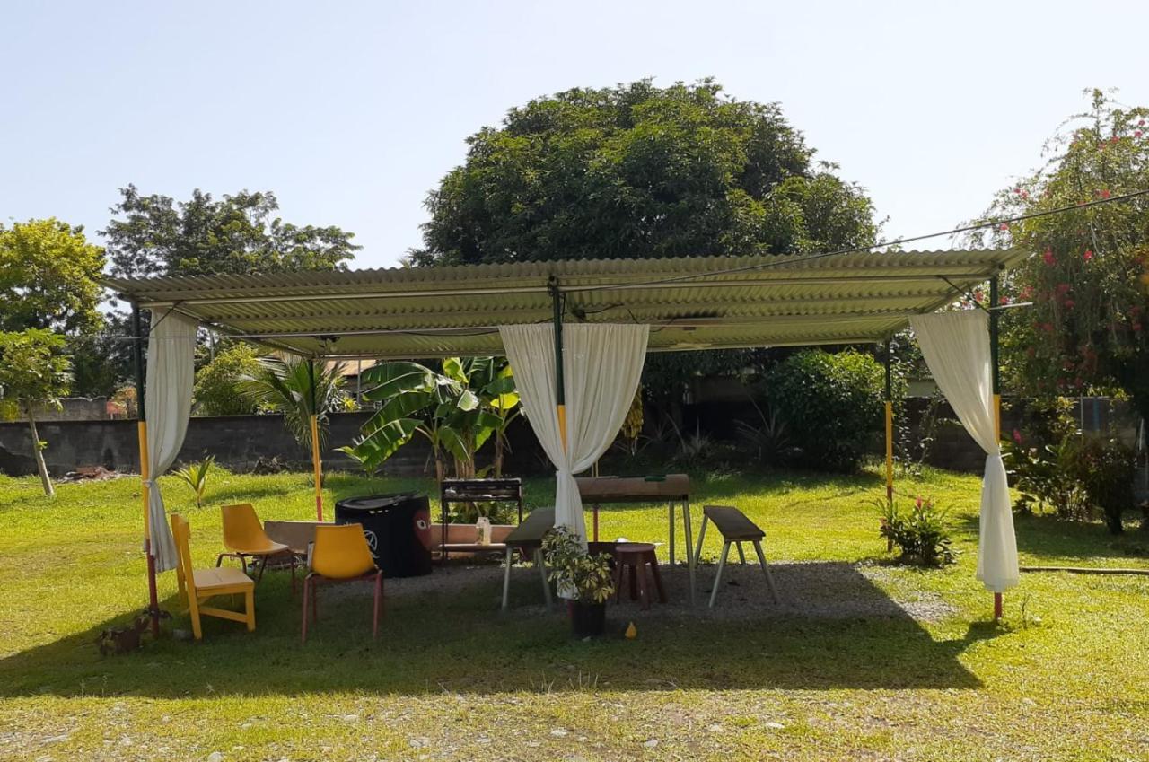 Rooms Palmeras Cahuita Dış mekan fotoğraf