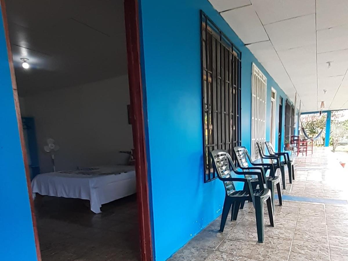 Rooms Palmeras Cahuita Dış mekan fotoğraf