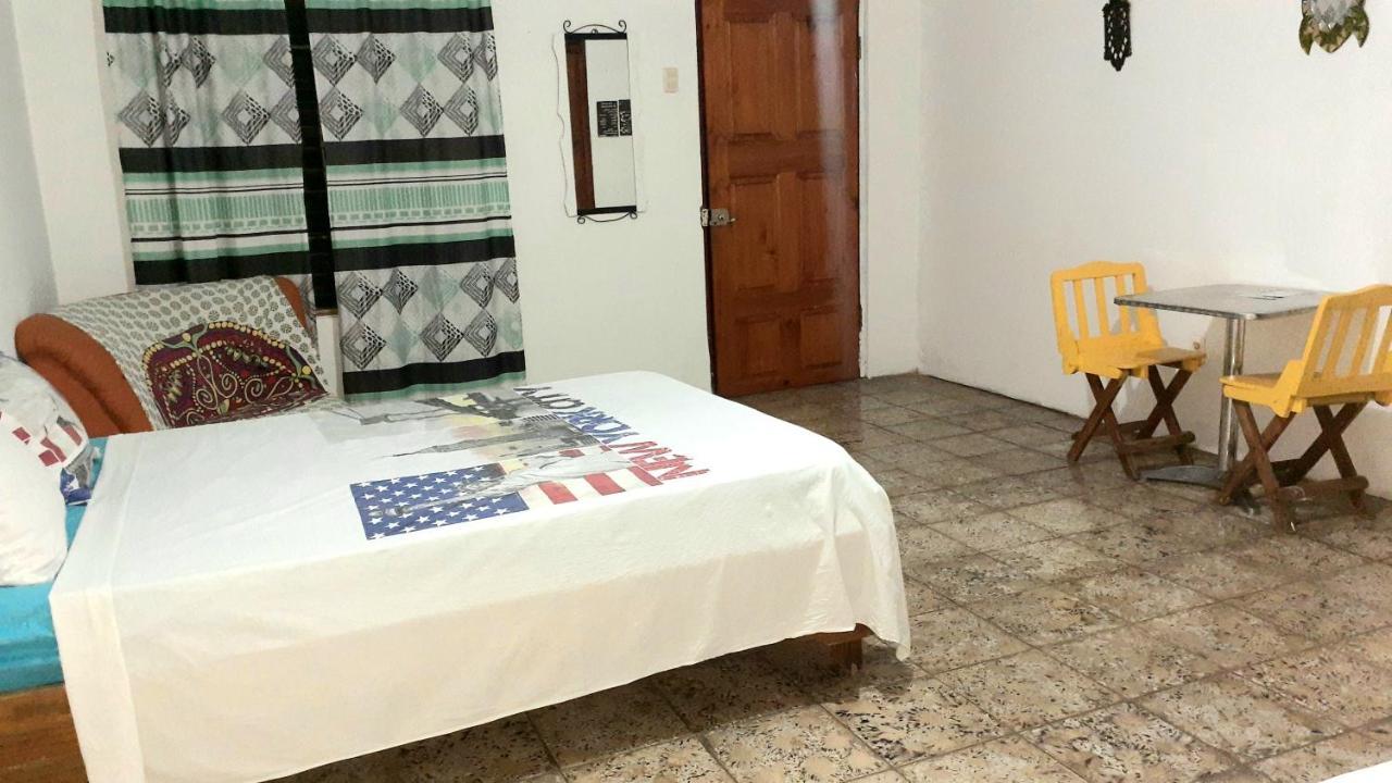 Rooms Palmeras Cahuita Dış mekan fotoğraf