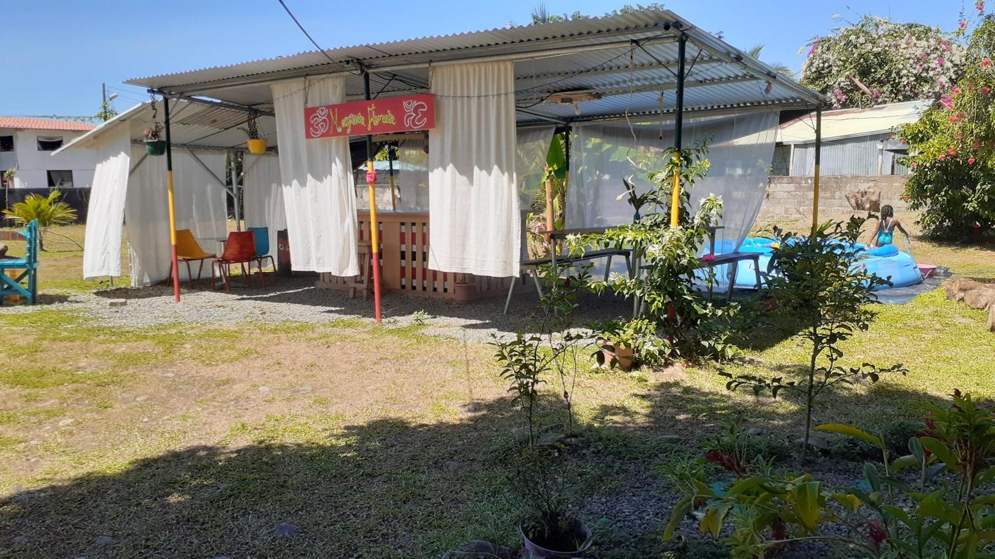 Rooms Palmeras Cahuita Dış mekan fotoğraf